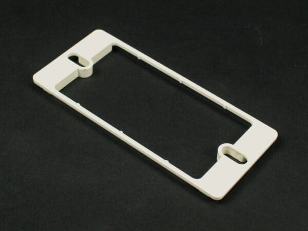 5507S 5500 Rectangular Spacer Fitting in Ivory