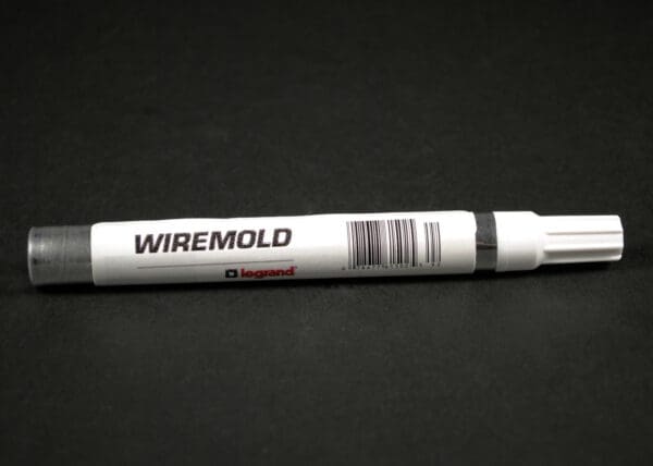 WWE-P Touch-Up Paint Pen in White