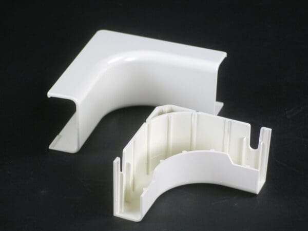 2917FO-FW Uniduct® Radiused Internal Elbow Fitting in Fog White