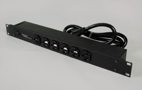 J60B2B20X Rack Mount 120V-20A