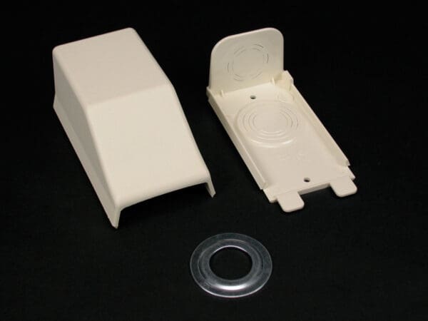 2310A 2300 Entrance End Fitting in Ivory