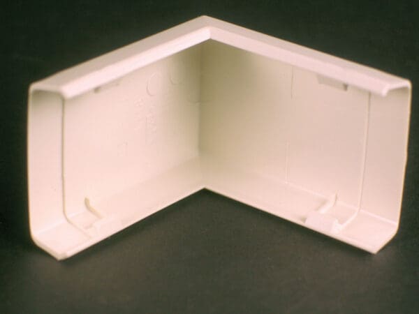 818 800 External Elbow Fitting in Ivory