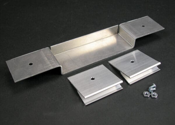 AL5260 Large Multi-Channel Raceway Offset Divider Fitting