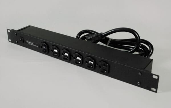 J60B0B20X Rack Mount 120V-20A
