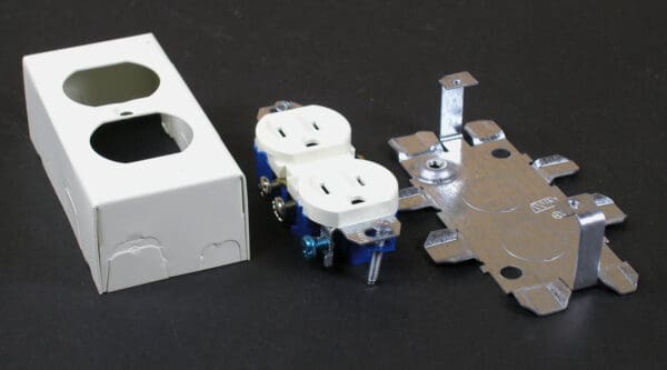 V57243G 15A 125V Duplex Grounding Receptacle NEMA 5-15R and Box Fitting